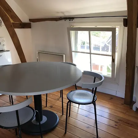 La Roseraie Bed & Breakfast
